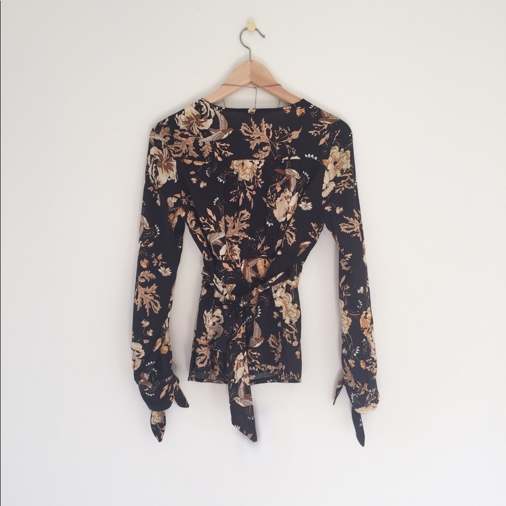 Boho Magpie Floral Top - Picture 2 of 6